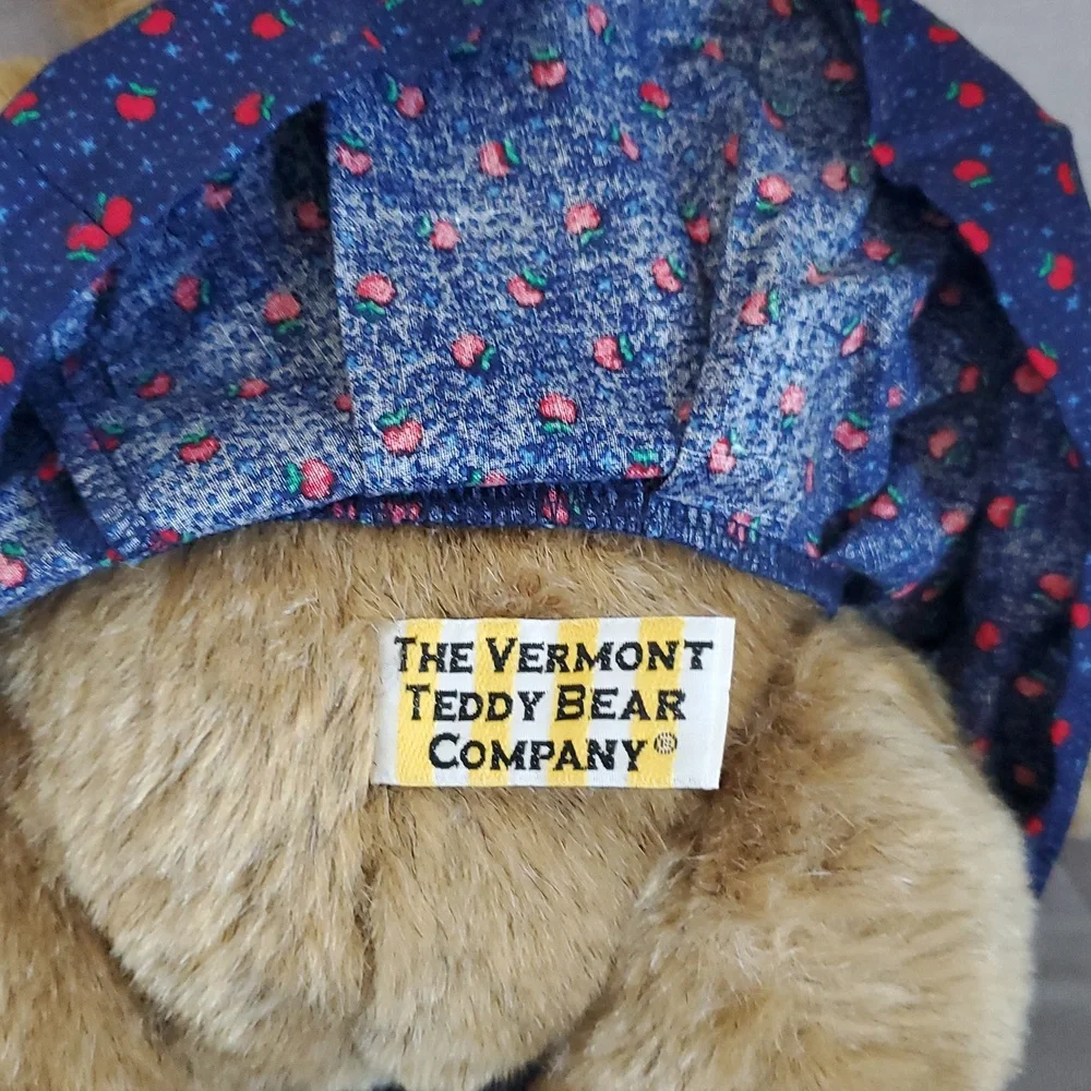 Vermont Teddy Bear Co. 16